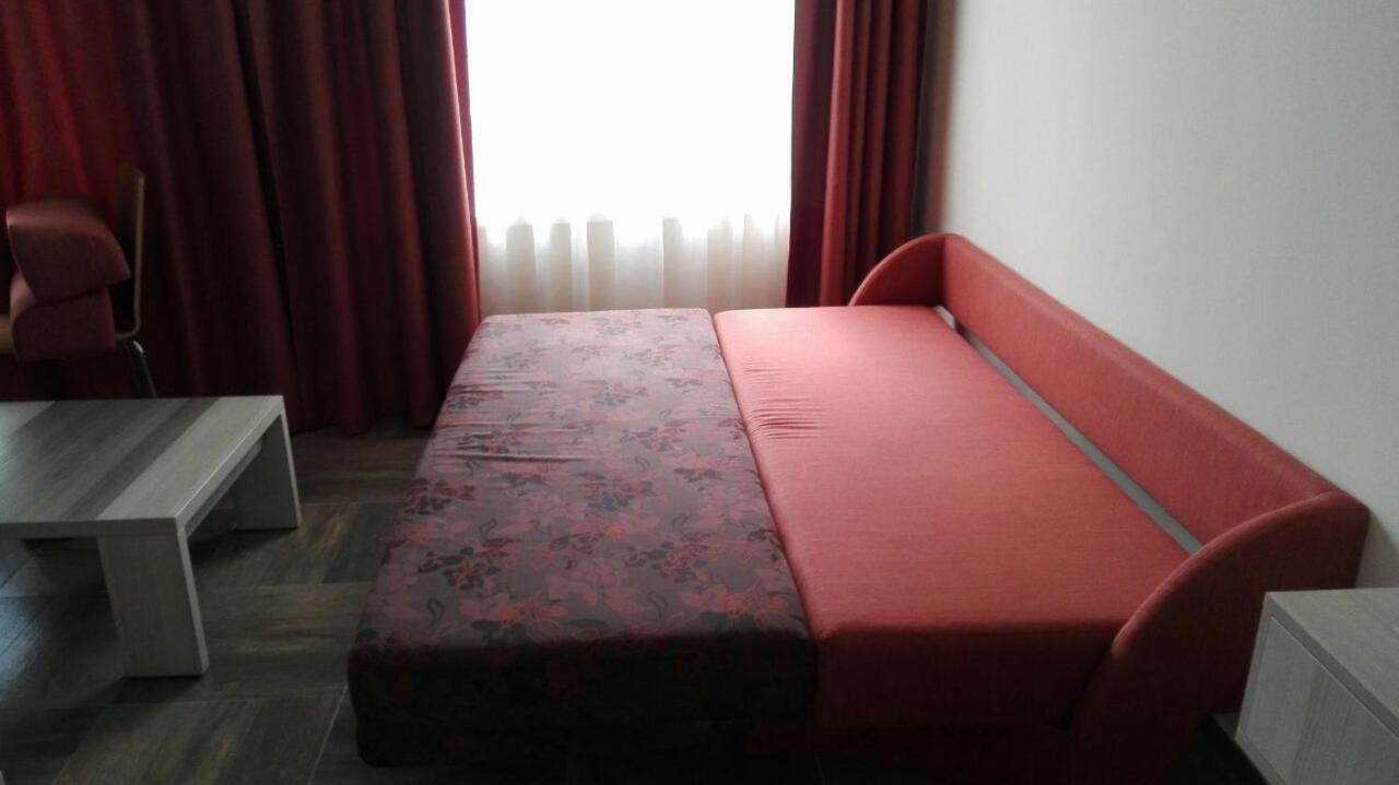 Appartement Къщата С Чешмата à Veliko Tarnovo Extérieur photo