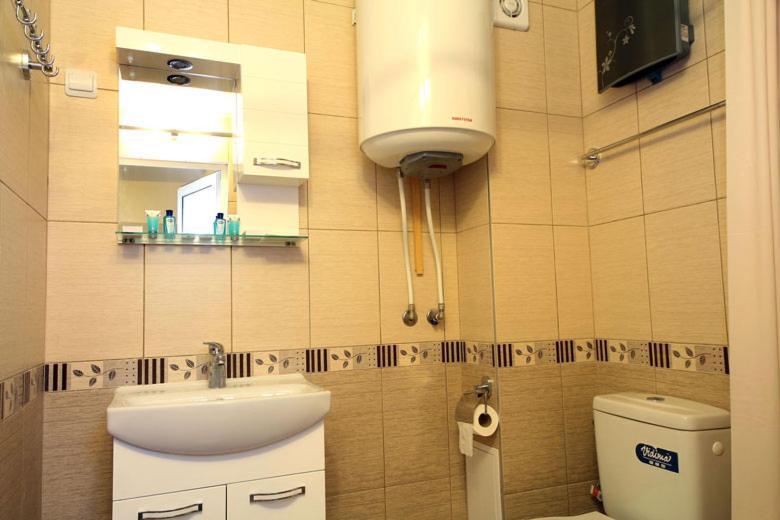 Appartement Къщата С Чешмата à Veliko Tarnovo Extérieur photo