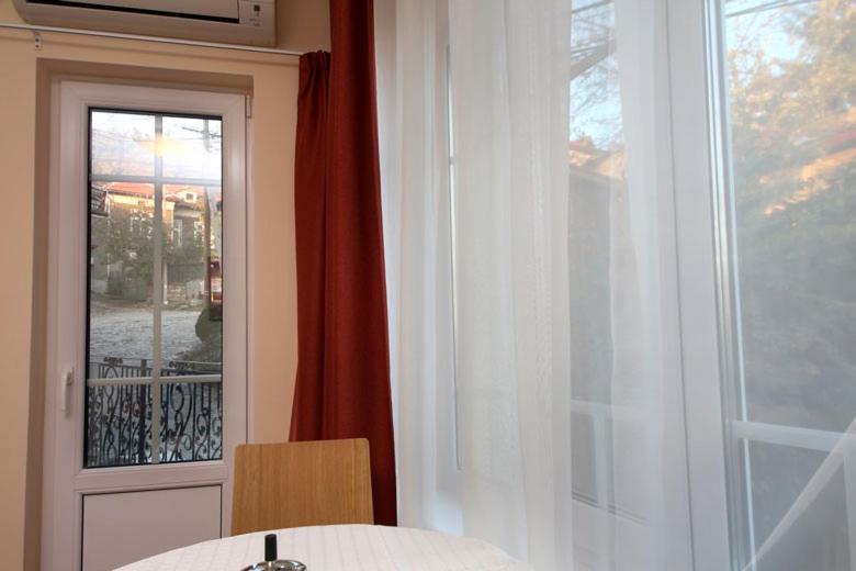 Appartement Къщата С Чешмата à Veliko Tarnovo Extérieur photo