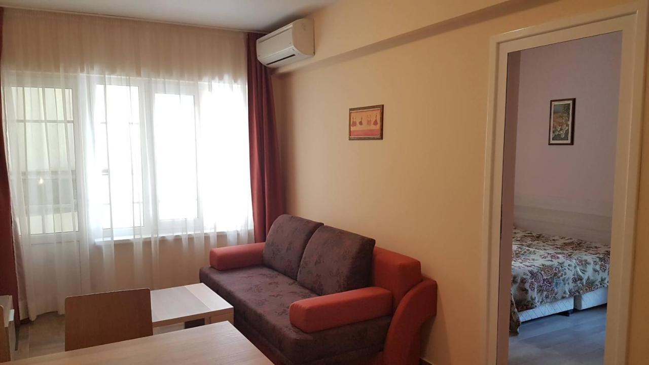 Appartement Къщата С Чешмата à Veliko Tarnovo Extérieur photo